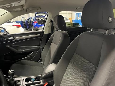 Used 2019 Volkswagen Jetta S w/ Driver Assistance Package FWD image 23