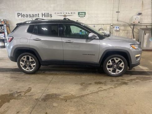 Certified 2020 Jeep Compass Limited AWD/4WD image 2