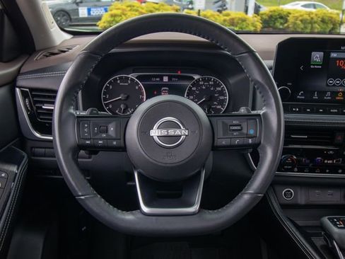 Used 2023 Nissan Rogue SL w/ SL Premium Package FWD image 25