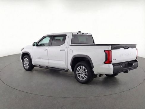 Used 2022 Toyota Tundra SR5 w/ SR5 Premium Package image 5