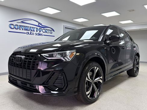 Used 2023 Audi Q3 2.0T Premium Plus w/ Premium Plus Package AWD/4WD image 1