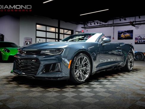 Used 2023 Chevrolet Camaro ZL1 RWD image 8