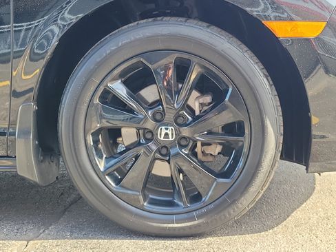 Used 2024 Honda Odyssey Sport image 5