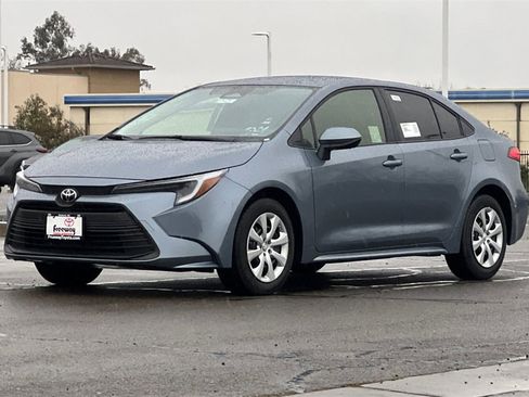 New 2026 Toyota Corolla LE image 8