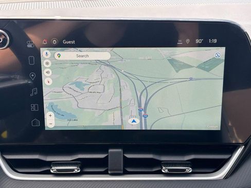 New 2026 Chevrolet Equinox LT w/ Convenience Package II FWD image 16