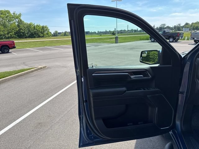 Used 2024 Chevrolet Silverado 1500 LT AWD/4WD image 15