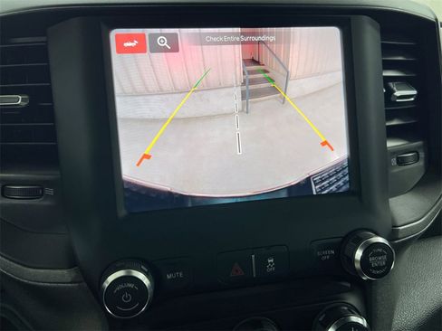 Used 2024 RAM 3500 Tradesman w/ Chrome Appearance Group image 13