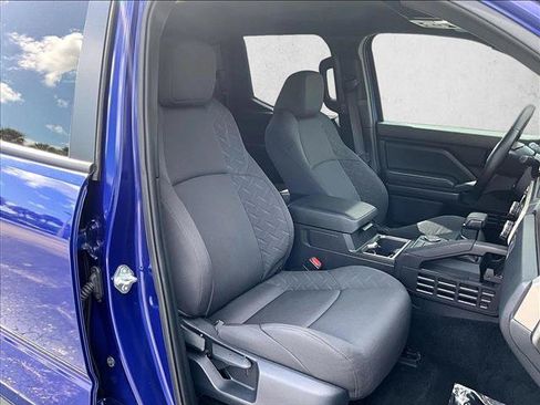Used 2025 Toyota Tacoma SR5 RWD image 9