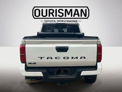 Used 2024 Toyota Tacoma TRD Sport image 6