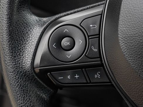 Certified 2024 Toyota Corolla LE image 31