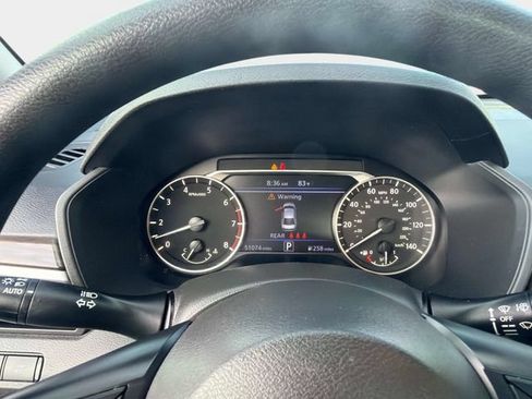 Used 2024 Nissan Altima 2.5 SV FWD image 27