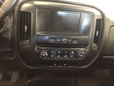 Used 2018 Chevrolet Silverado 2500 W/T RWD image 23