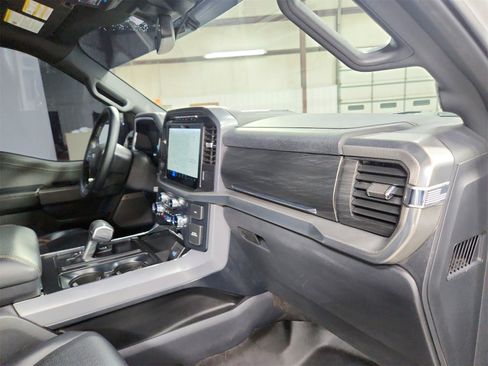 Used 2024 Ford F150 Lariat w/ Tow/Haul Package image 38