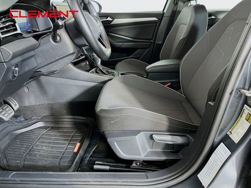 Used 2025 Volkswagen Jetta Sport FWD image 27
