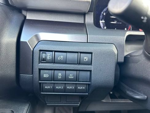 Used 2025 Toyota 4Runner TRD Off-Road AWD/4WD image 27
