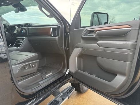 Used 2024 GMC Sierra 2500 Denali w/ Denali Reserve Package image 23