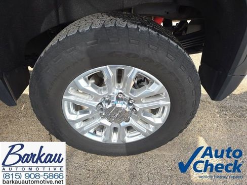 Used 2023 GMC Sierra 2500 Denali w/ Denali Ultimate Package image 13