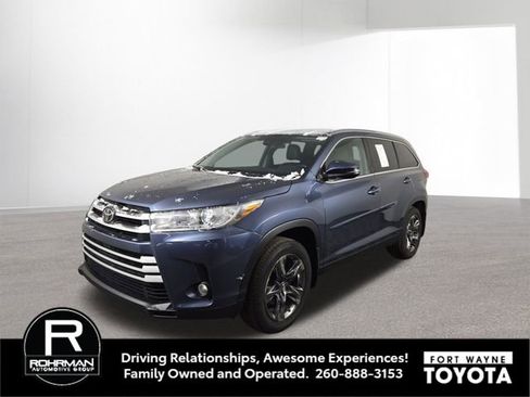 Used 2019 Toyota Highlander XLE image 1