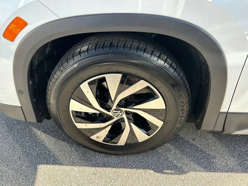 Certified 2026 Volkswagen Tiguan S FWD image 48