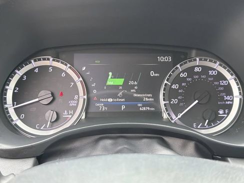 Used 2023 Toyota Highlander XLE FWD image 28