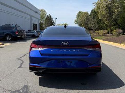 Used 2021 Hyundai Elantra SEL image 5