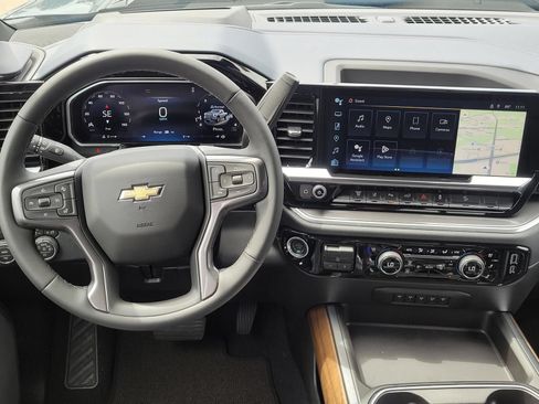 New 2026 Chevrolet Silverado 2500 High Country w/ High Country Premium Package AWD/4WD image 13