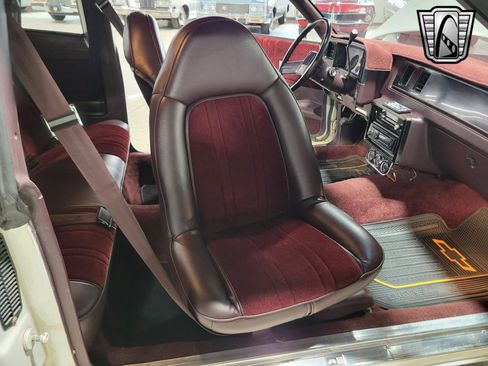 Used 1987 Chevrolet Monte Carlo LS image 23