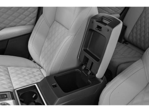 Used 2023 Mitsubishi Outlander SEL AWD/4WD image 14