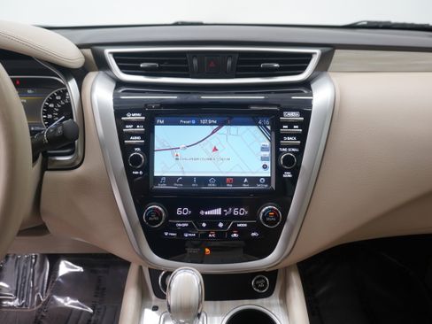 Used 2016 Nissan Murano SV FWD image 20