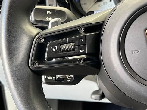 Certified 2024 Porsche Macan Turbo AWD/4WD image 8