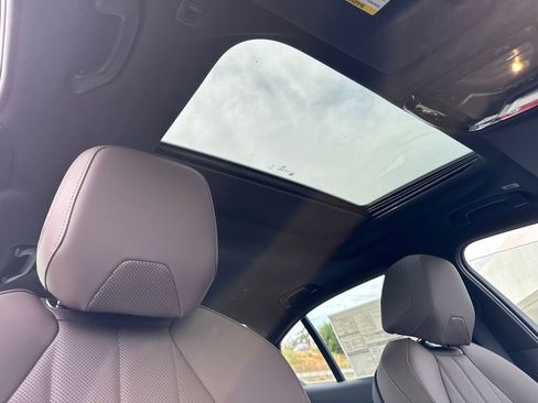 New 2026 BMW 530i image 13