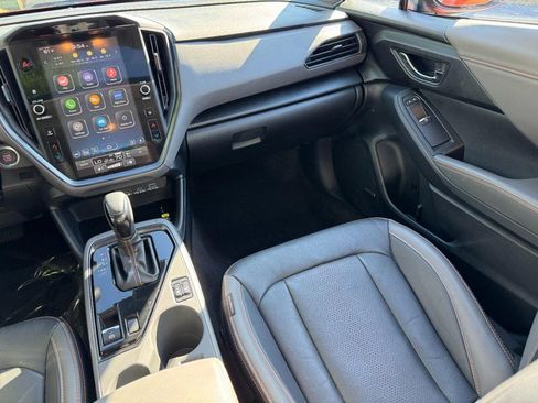 Used 2024 Subaru Crosstrek 2.5i Limited w/ Crosstrek Mirror Package image 16