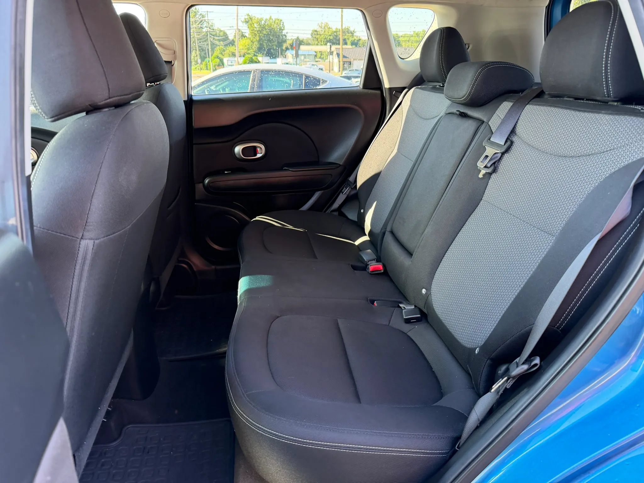 Used 2017 Kia Soul + w/ Designer's Package FWD image 12