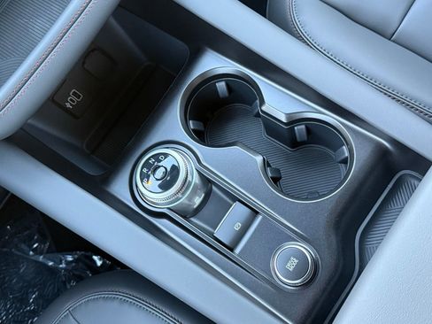 New 2026 Ford Explorer Active w/ Active Comfort Package image 27