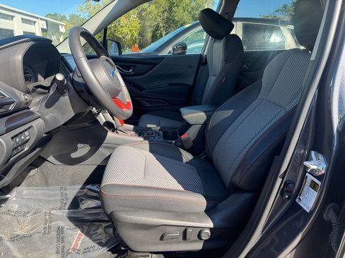 Used 2024 Subaru Forester Sport image 27