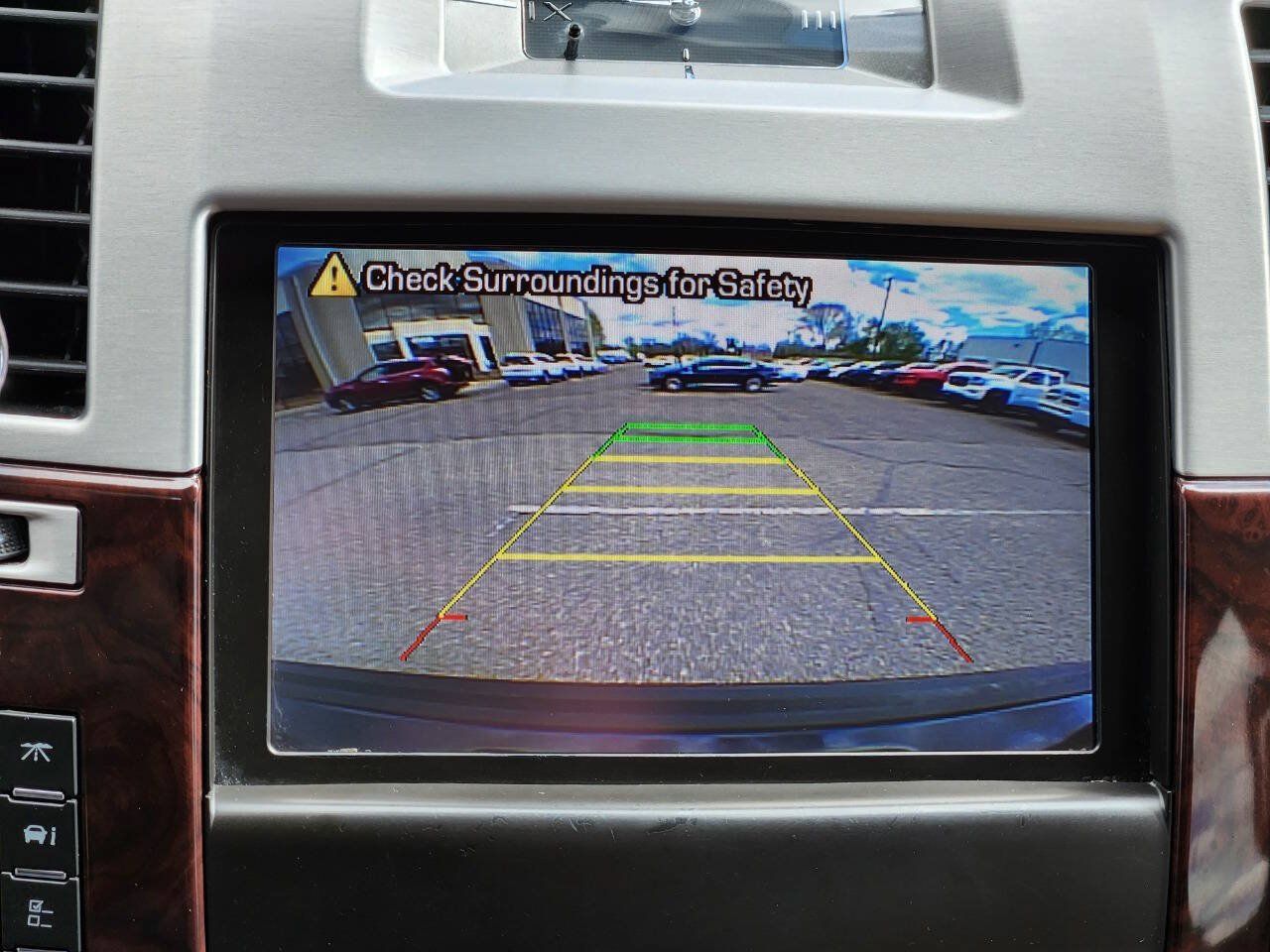 Used 2013 Cadillac Escalade Premium AWD/4WD image 21