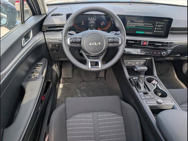 New 2026 Kia K5 LXS FWD image 6