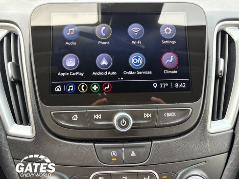 Used 2024 Chevrolet Malibu LT FWD image 3