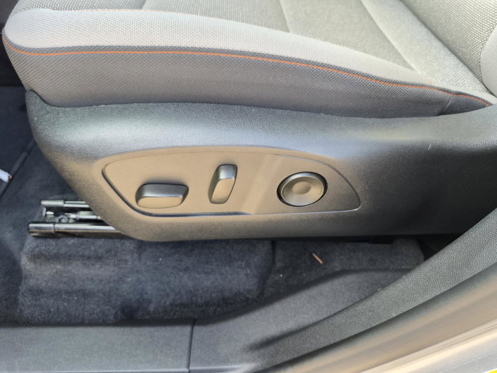 Used 2026 Chevrolet Traverse LT w/ Driver Confidence Package FWD image 22