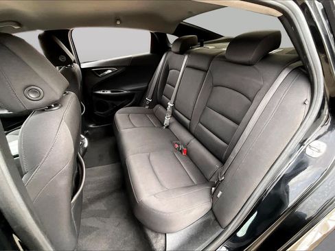 Used 2020 Chevrolet Malibu LT FWD image 19