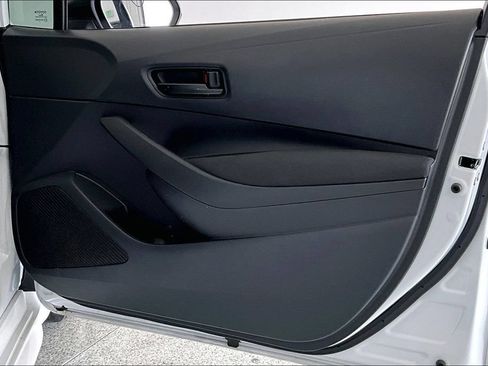 Used 2026 Toyota Corolla LE FWD image 23
