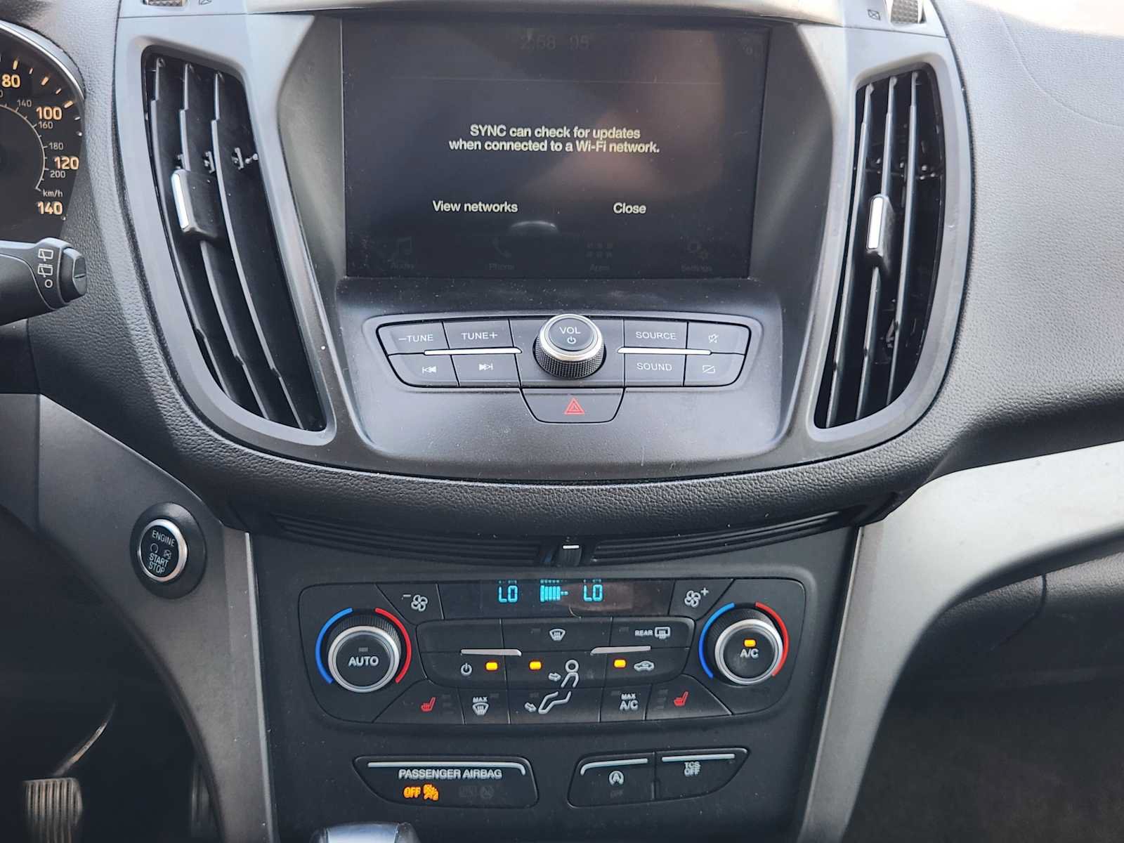 Used 2019 Ford Escape SEL FWD image 16