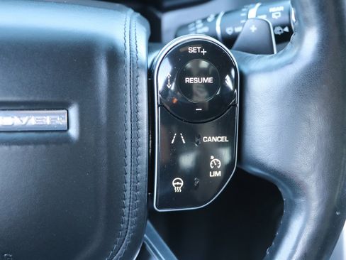 Used 2020 Land Rover Range Rover HSE image 19