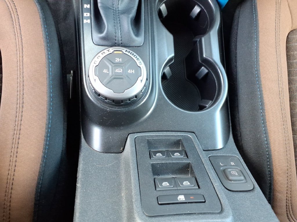 Used 2022 Ford Bronco Outer Banks AWD/4WD image 29