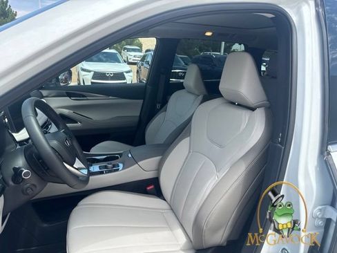 Used 2026 INFINITI QX60 Luxe w/ Cargo Package AWD/4WD image 12
