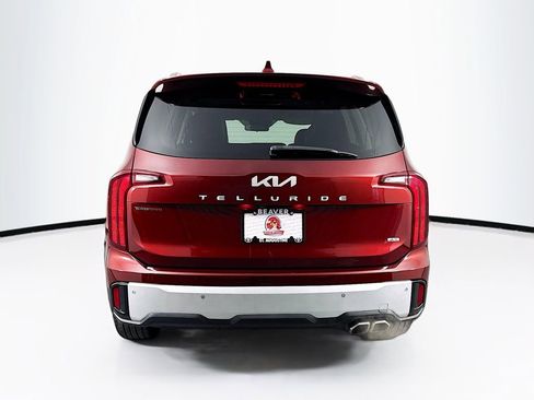 Used 2024 Kia Telluride S w/ S Sunroof Package image 8