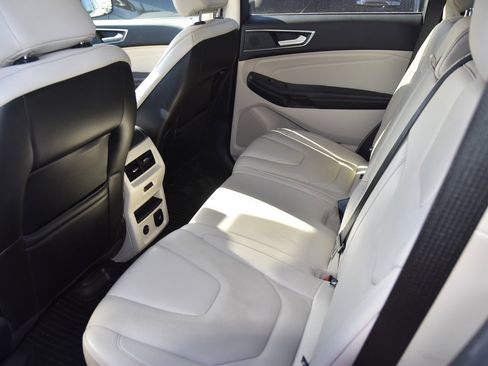 Used 2021 Ford Edge Titanium w/ Equipment Group 301A image 11