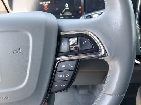 Used 2020 Lincoln Navigator Reserve w/ Luxury Package image 20