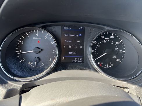 Used 2020 Nissan Rogue SL image 37