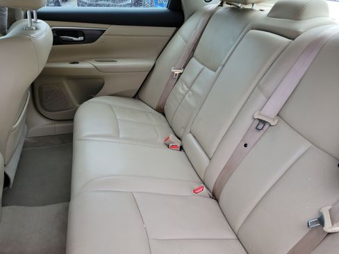 Used 2013 Nissan Altima 3.5 SL FWD image 7